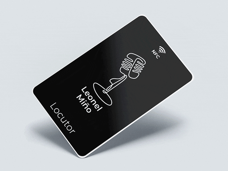 GIF animado de una tarjeta inteligente TepuyCard personalizable con diseño moderno y tecnología NFC para compartir información profesional.